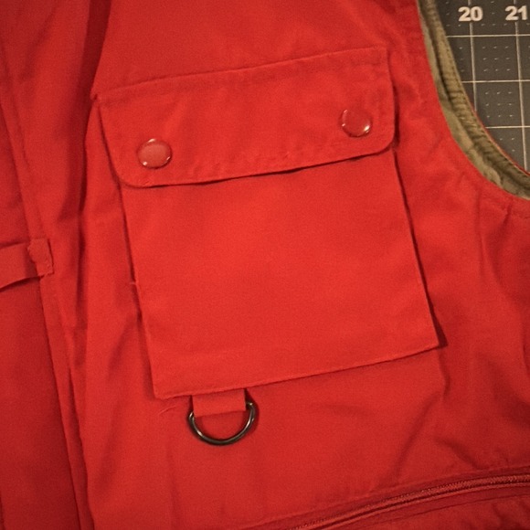 VTG Saturdays Generation Vest Mens L Red Quilted Hike Shoot Barn Chore Utility - Picture 5 of 10